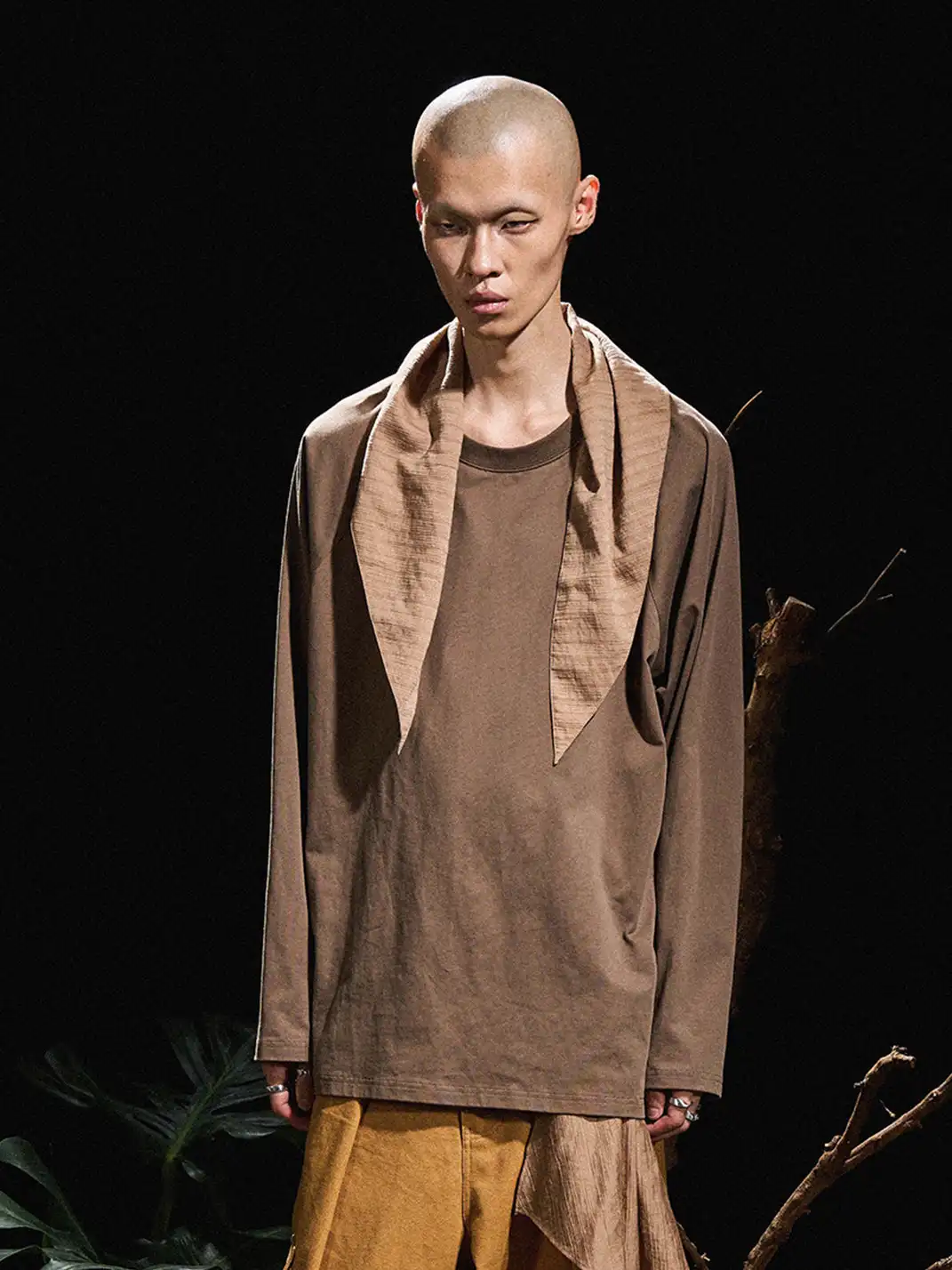 RELABEL | Color-Blocked Distressed Scarf Long-Sleeved Top