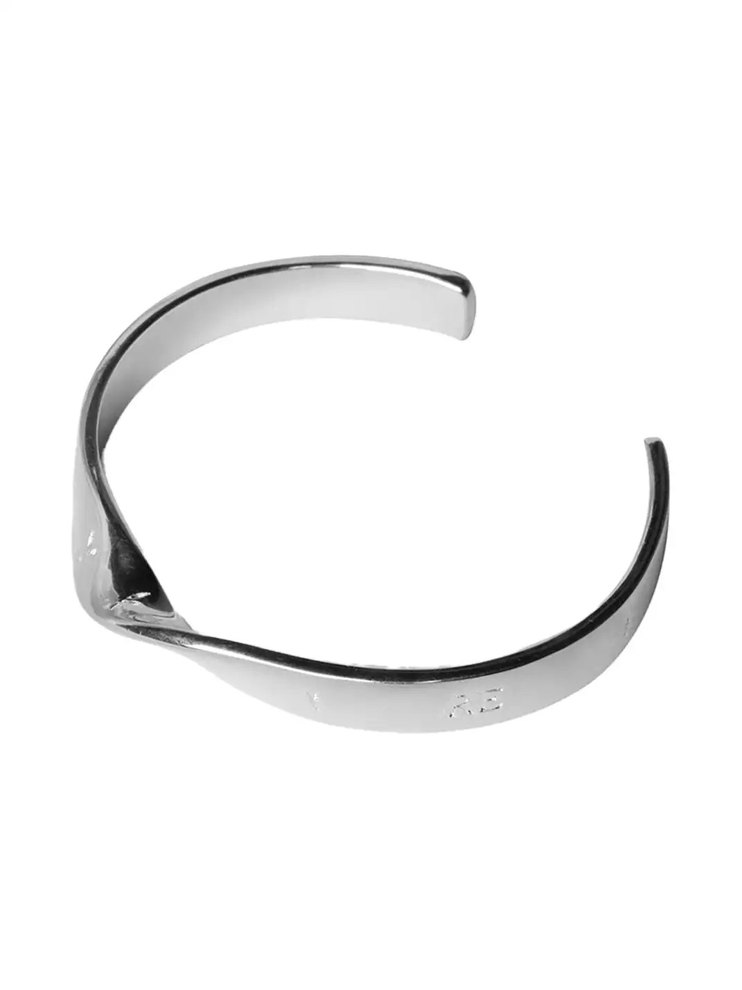 RELABEL | Asymmetrical Open Bracelet