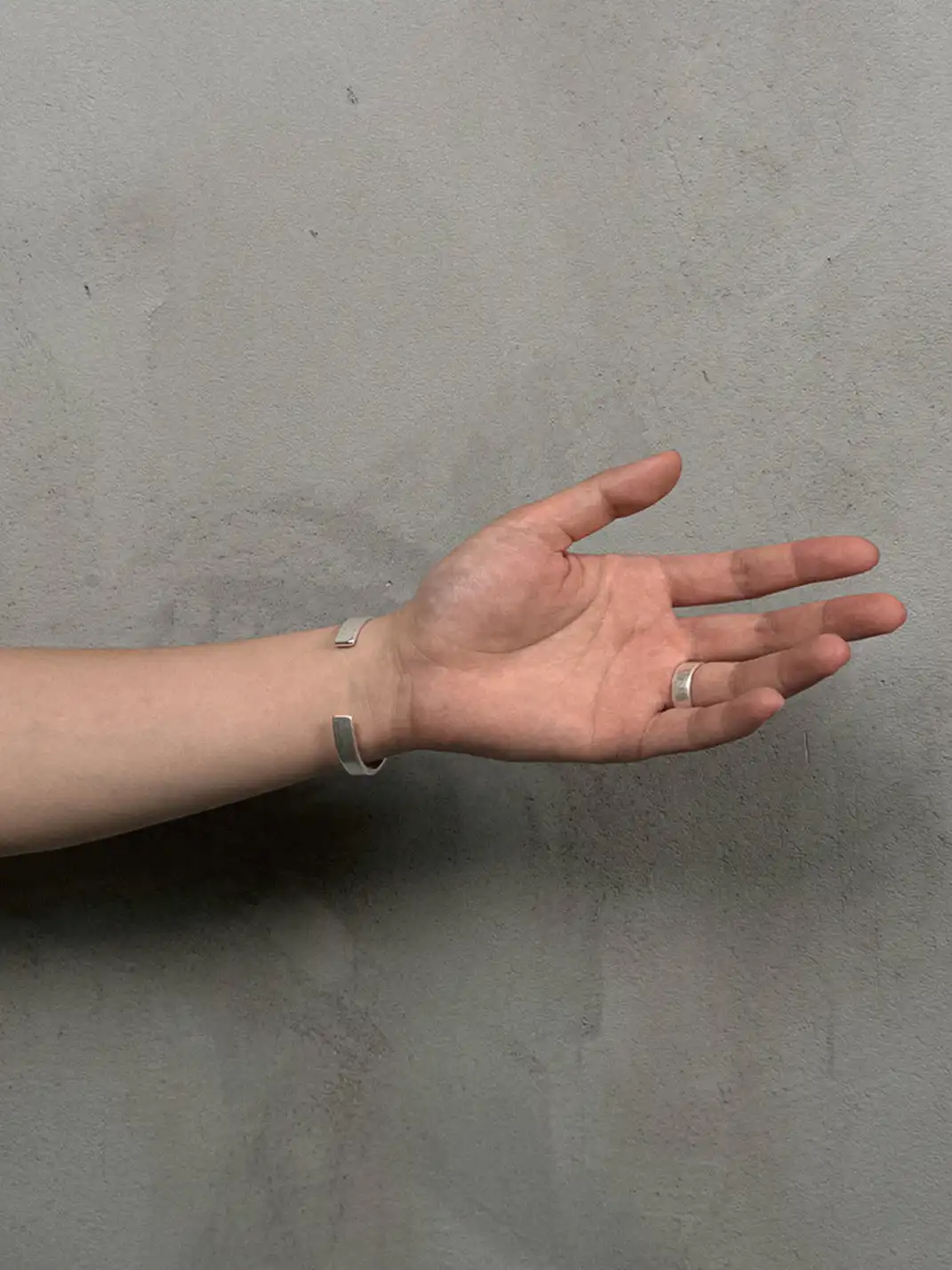 RELABEL | Asymmetrical Open Bracelet