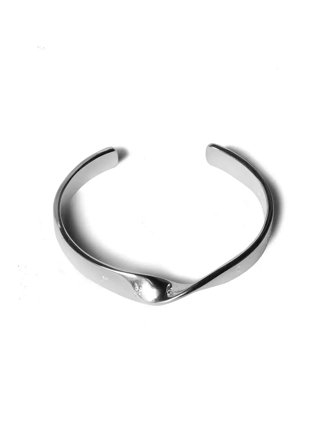 RELABEL | Asymmetrical Open Bracelet
