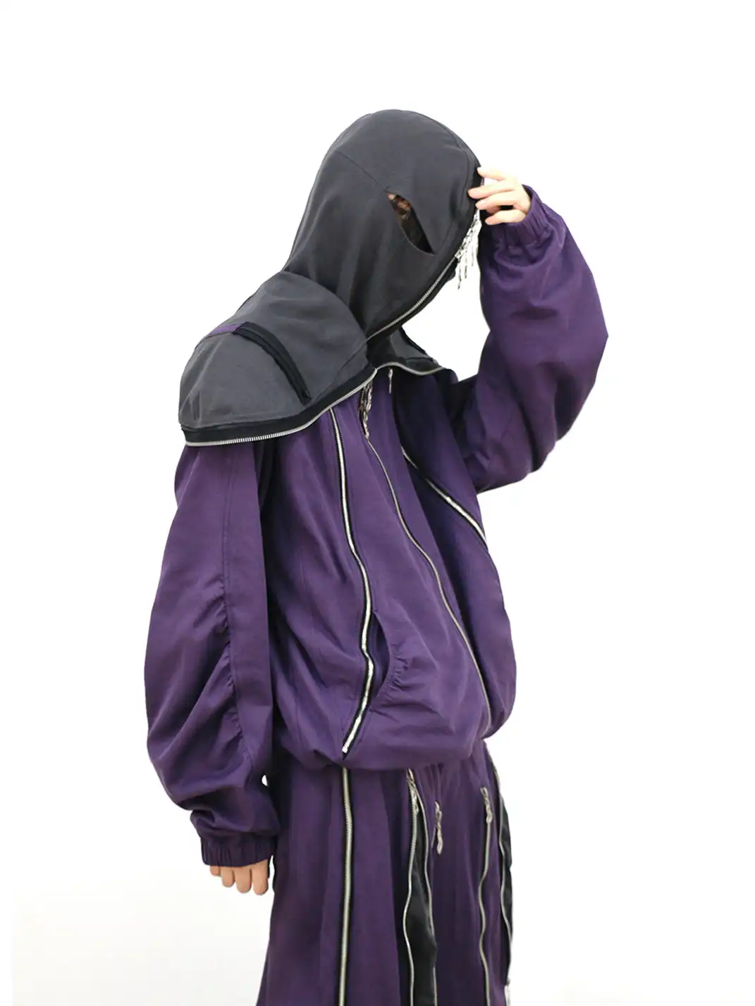 RELABEL | Multi-Zipper Double-Layer Cut Hoodie