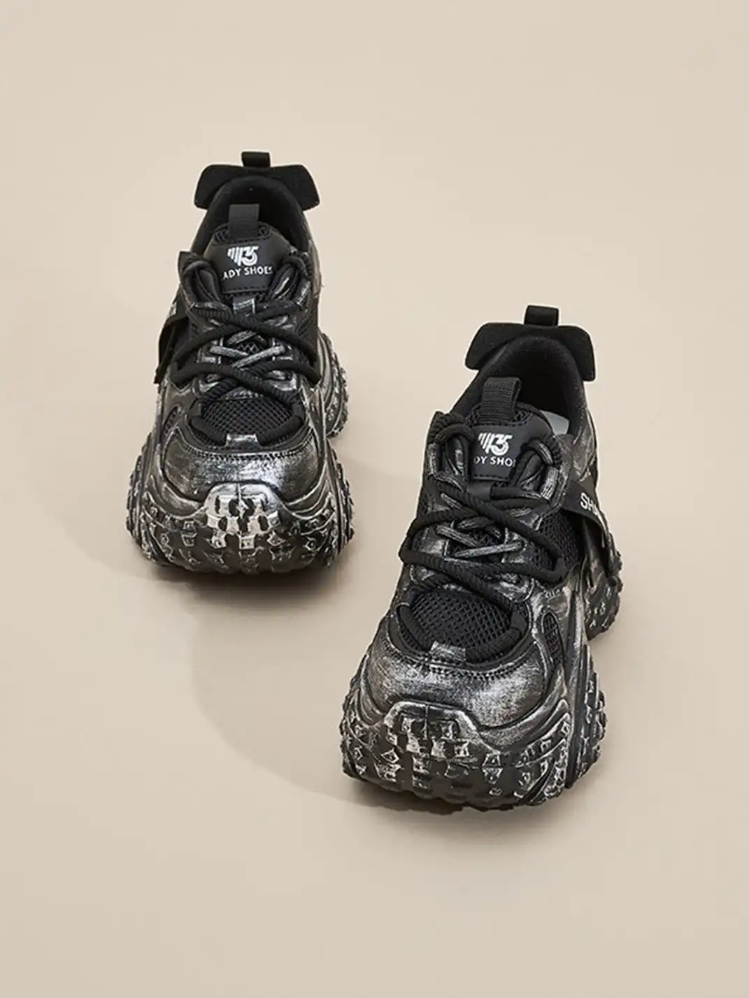 GRACE PANDA | Distressed Platform Dad Shoes-Black