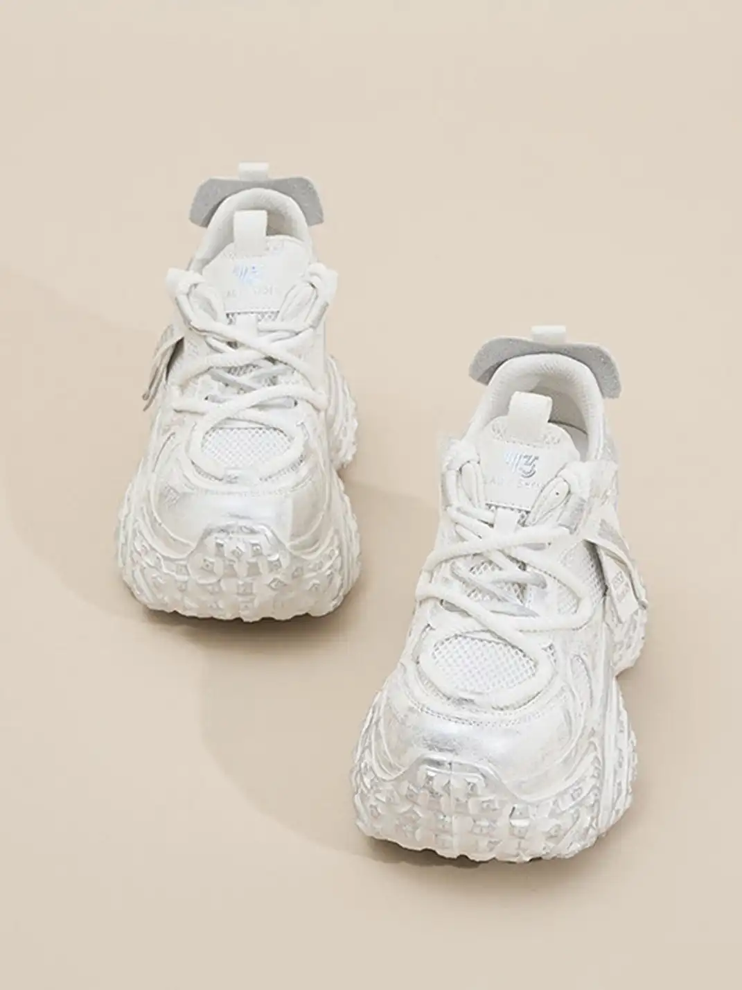 GRACE PANDA | Distressed Platform Dad Shoes-White