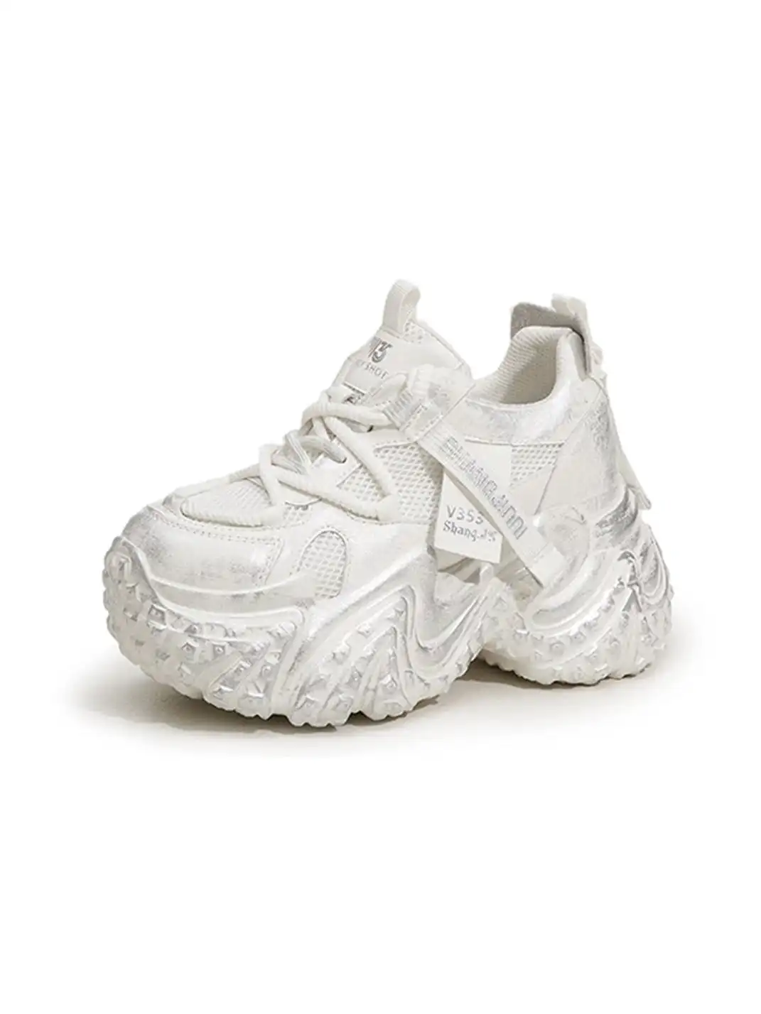 GRACE PANDA | Distressed Platform Dad Shoes-White