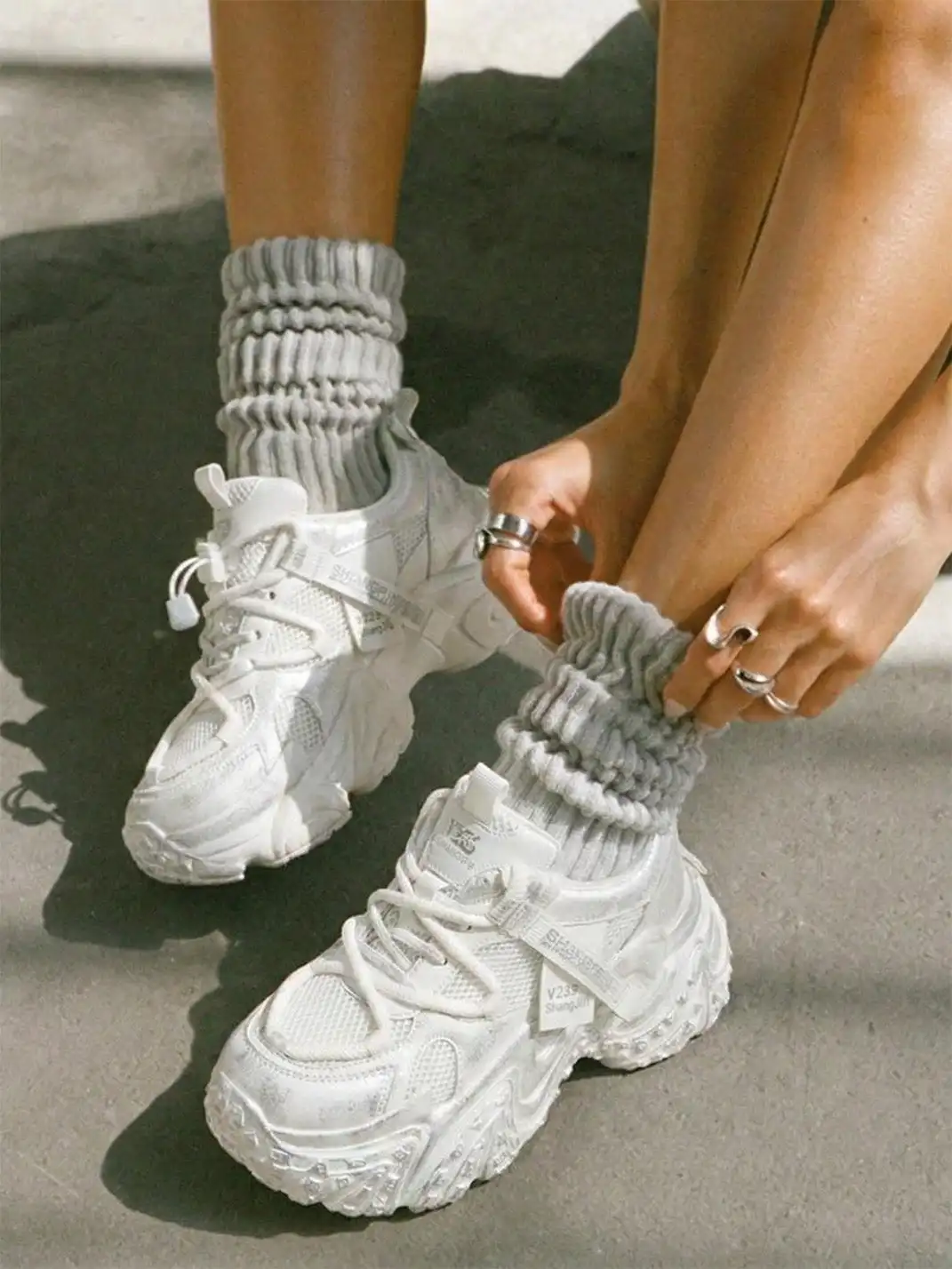 GRACE PANDA | Distressed Platform Dad Shoes-White