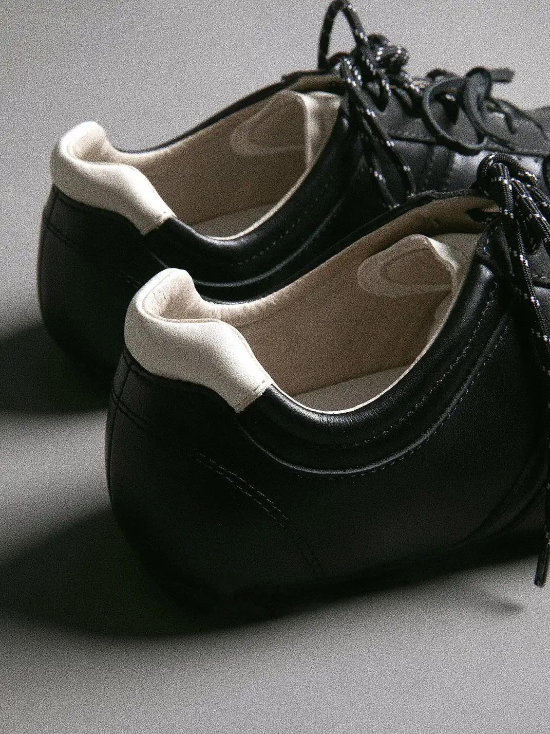 VOWPROGRESS | High-Gloss Suede Calfskin German Training Shoes-Black