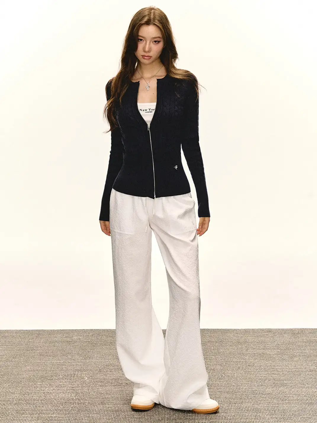 ARISEISM | Round Neck Cable Knit Cardigan Sweater