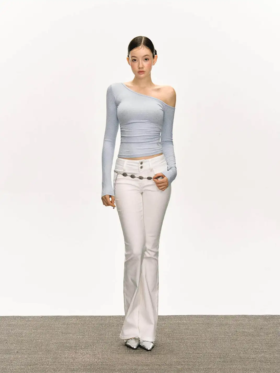 ARISEISM | Rhinestone-Studded Off-Shoulder Tee