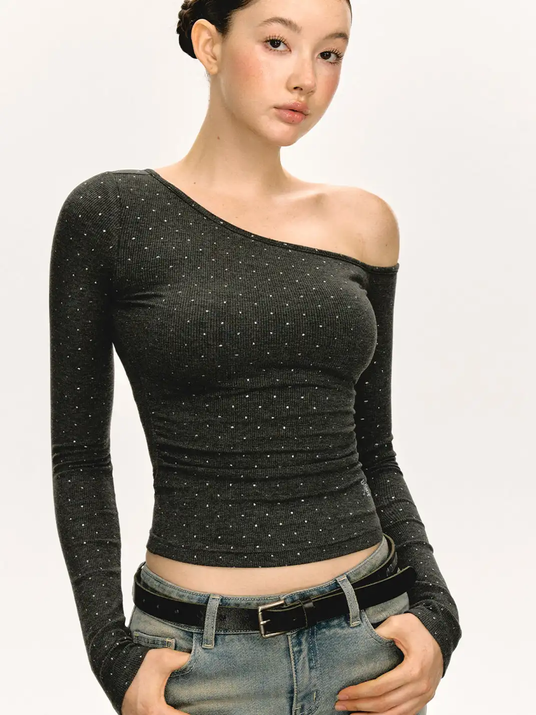 ARISEISM | Rhinestone-Studded Off-Shoulder Tee