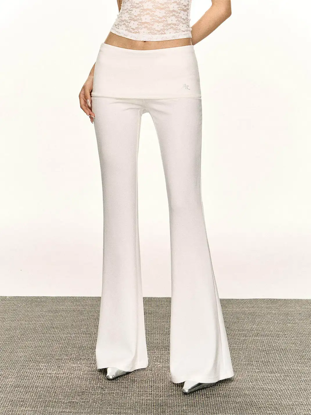 ARISEISM | Waist-Turn Slim-Fit Flared Pants