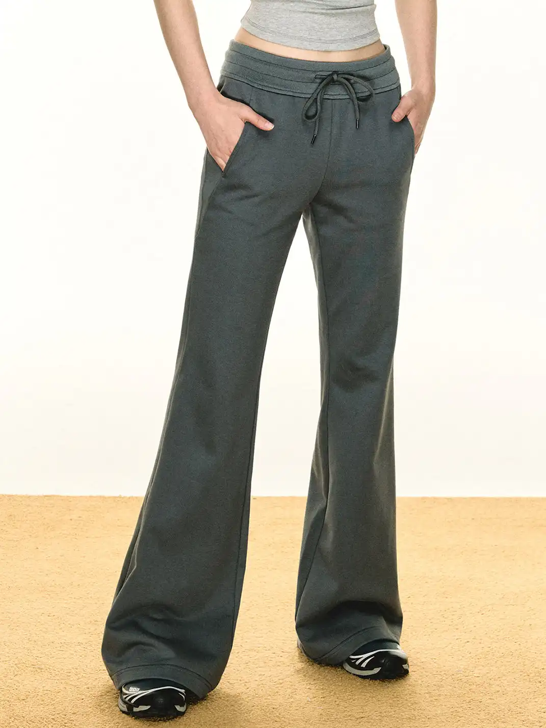 ARISEISM | Slightly Flared Grey Yoga Sweatpants