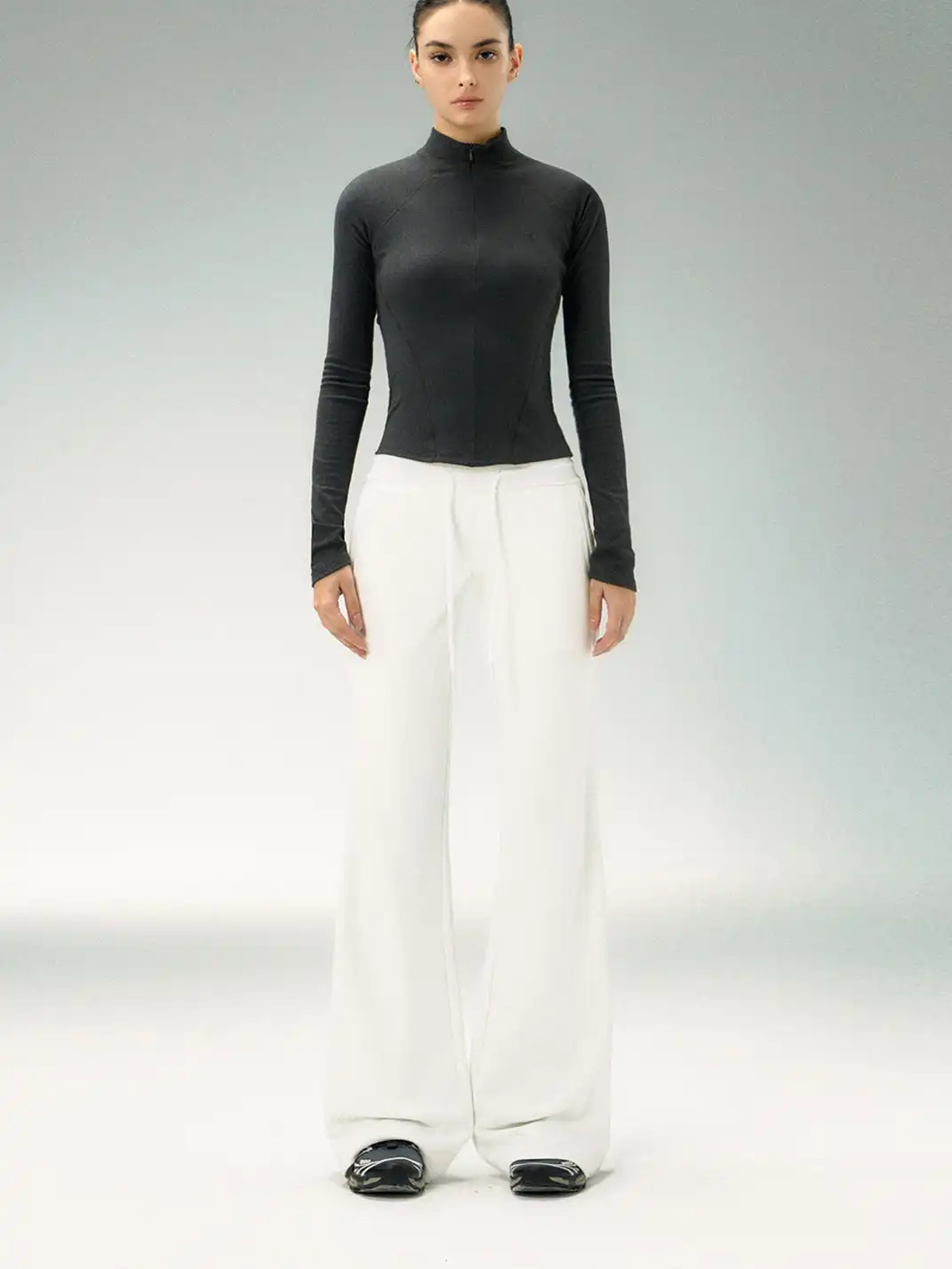ARISEISM | Slightly Flared Grey Yoga Sweatpants