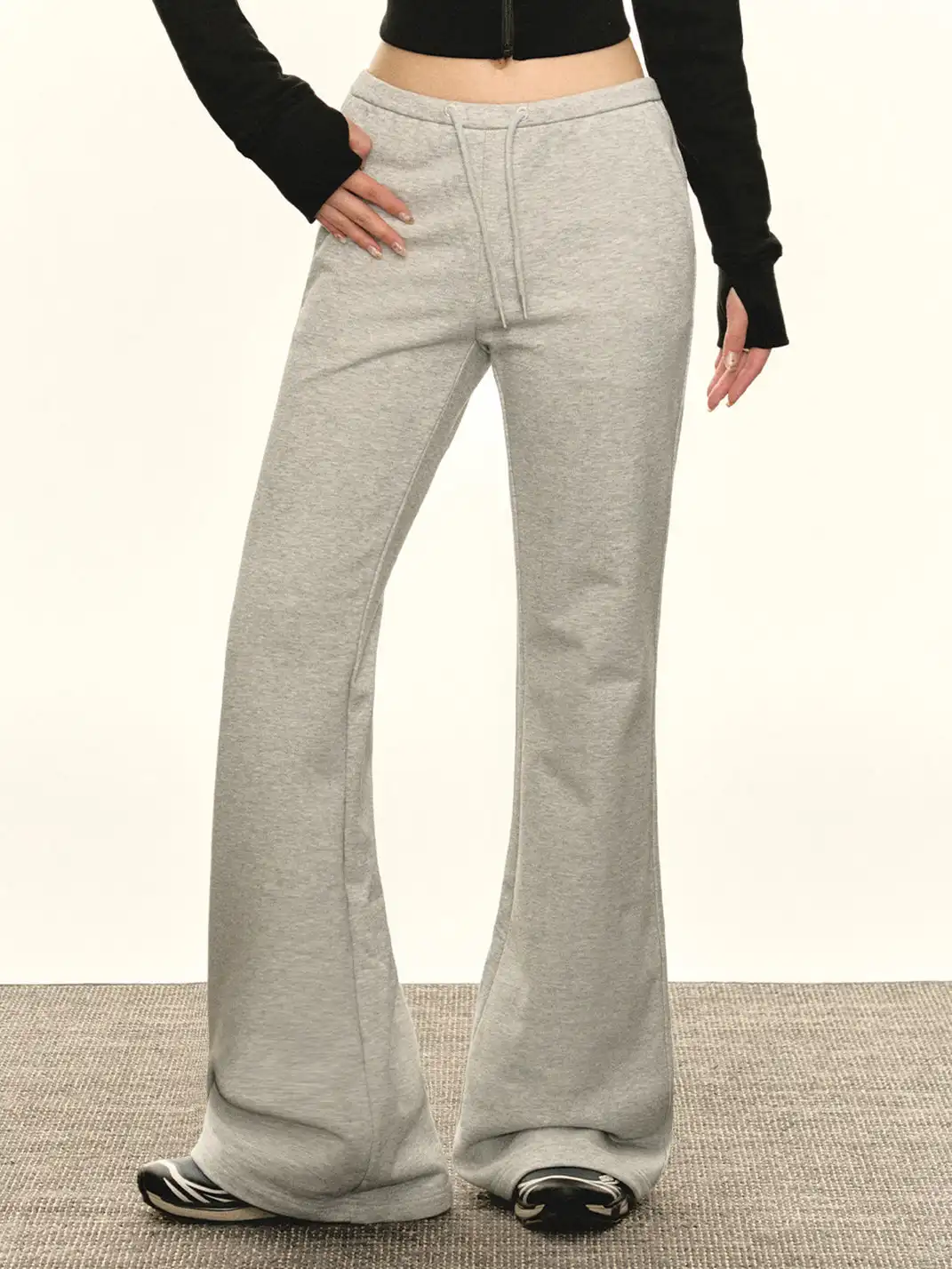 ARISEISM | Low-Rise Flared Yoga Sweatpants