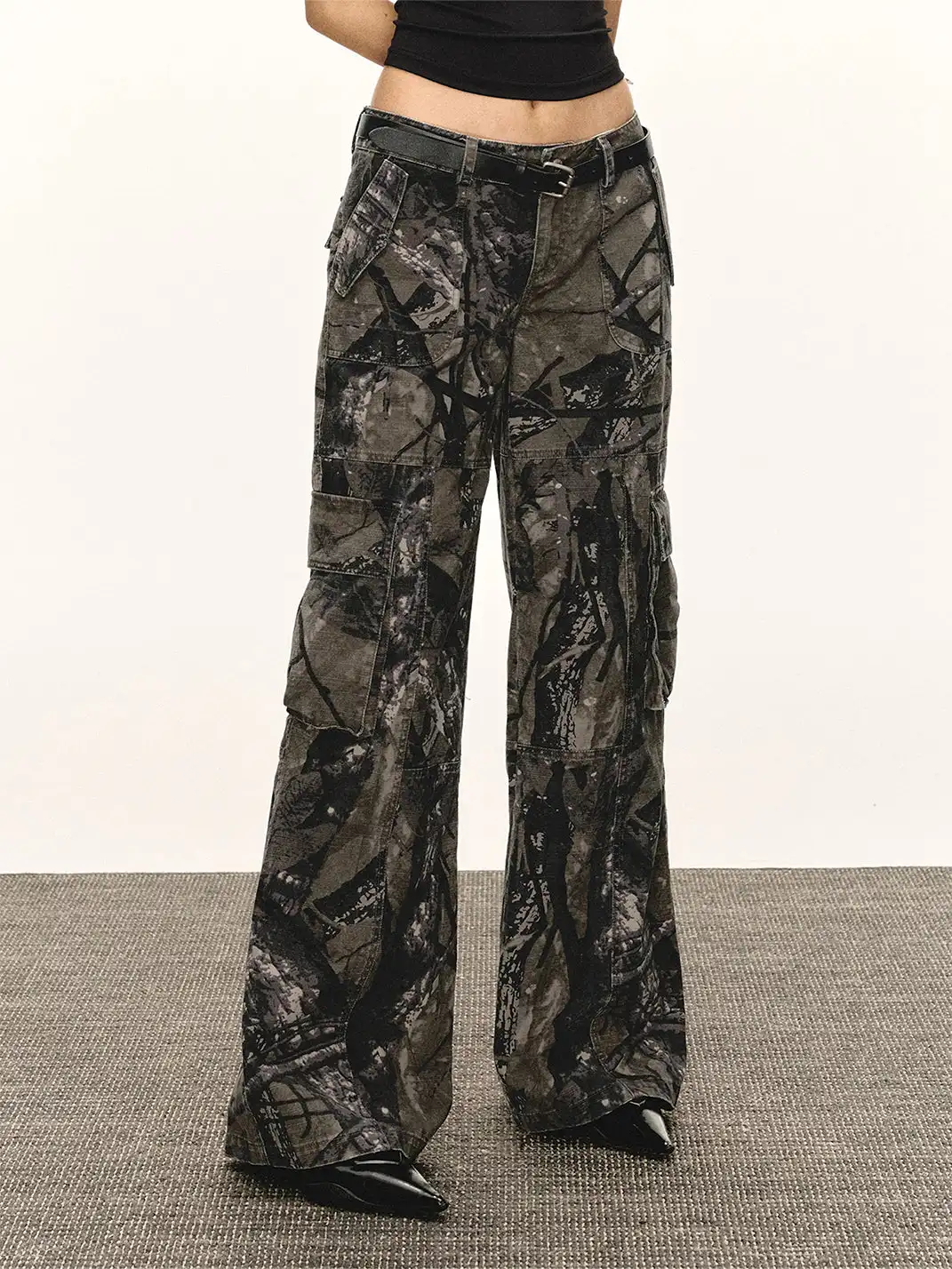ARISEISM | Leaf Camouflage Cargo Pants