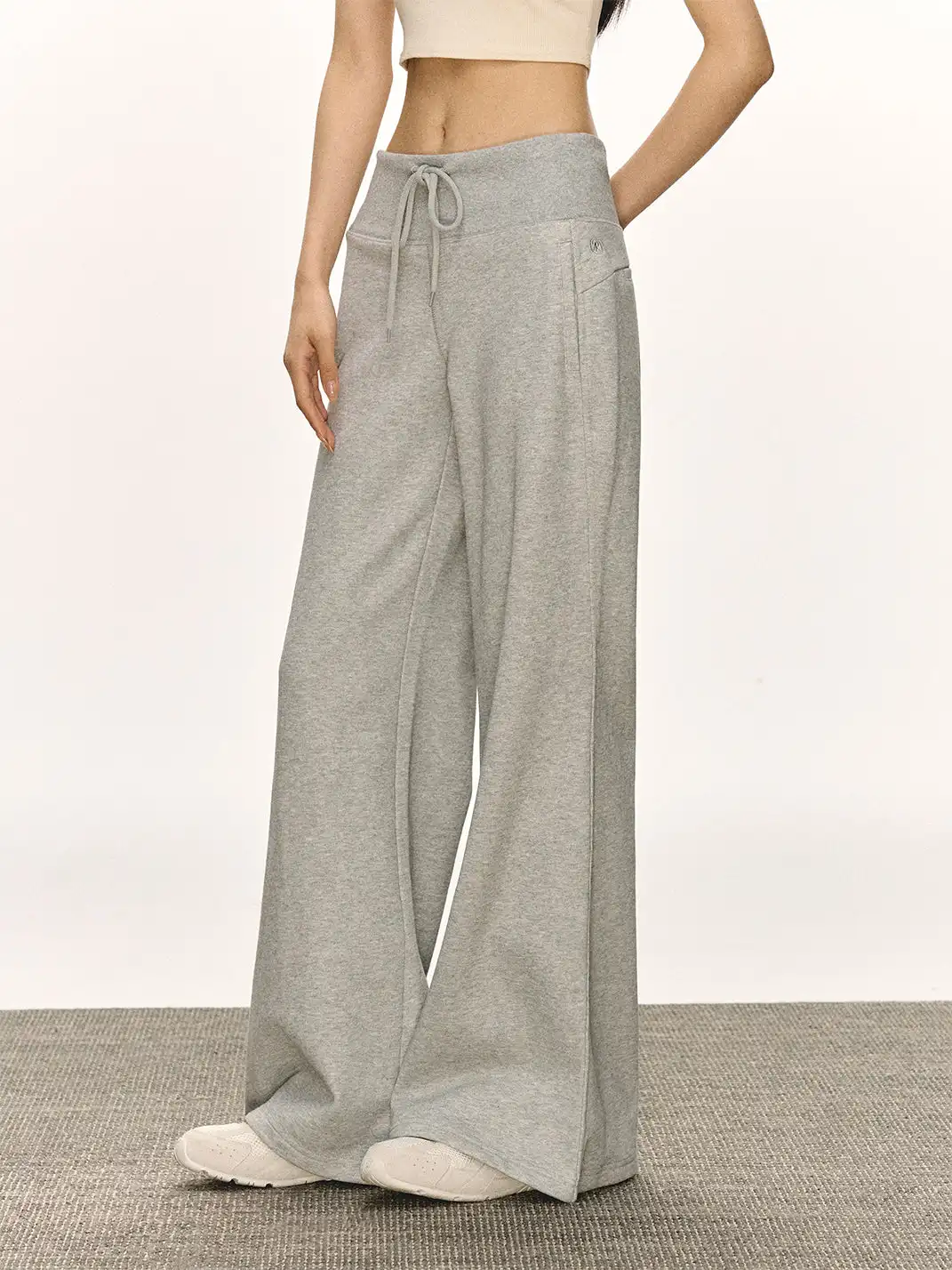 ARISEISM | Retro Wide-Waisted Flared Casual Pants