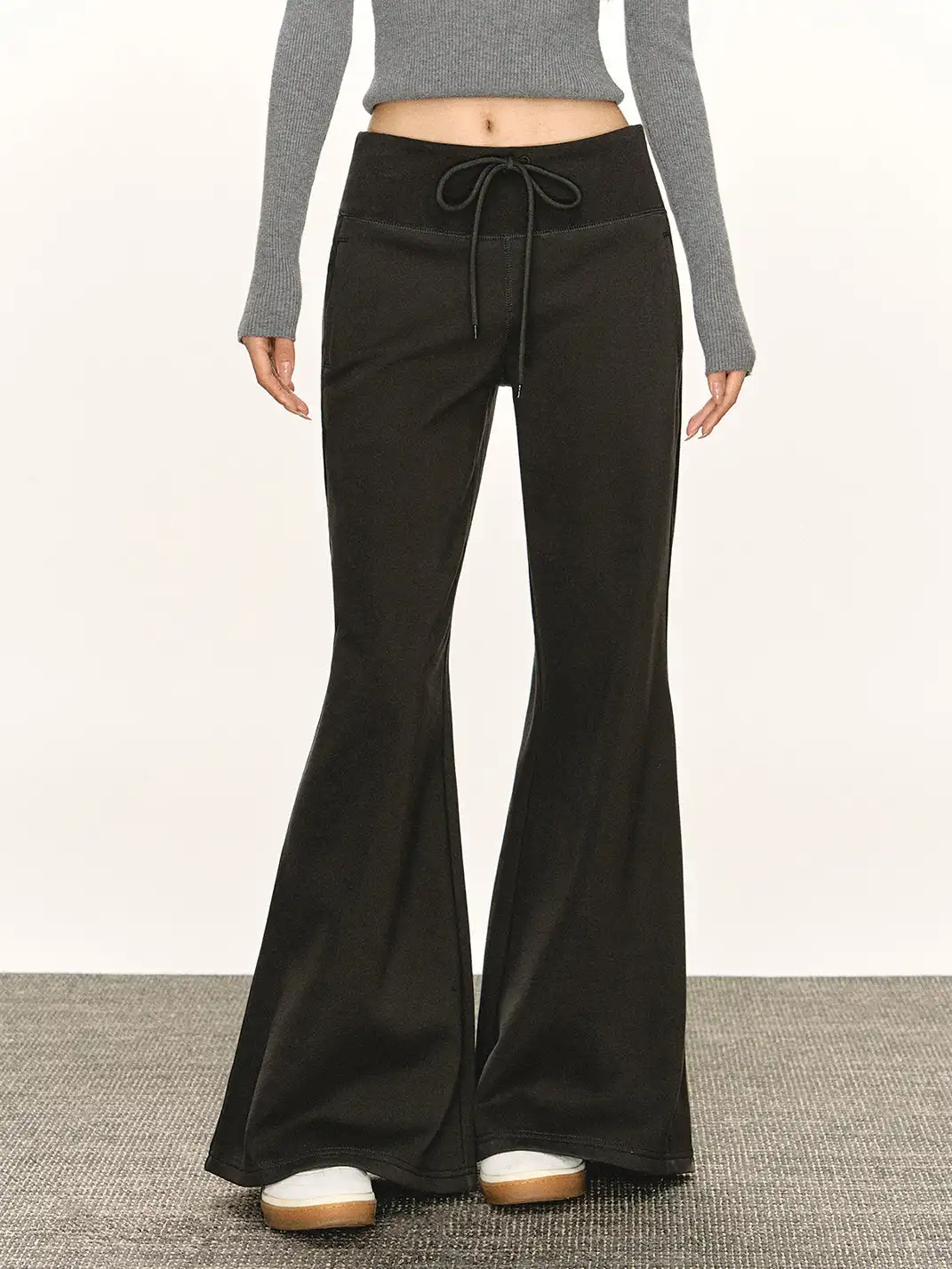 ARISEISM | Retro Wide-Waisted Flared Casual Pants
