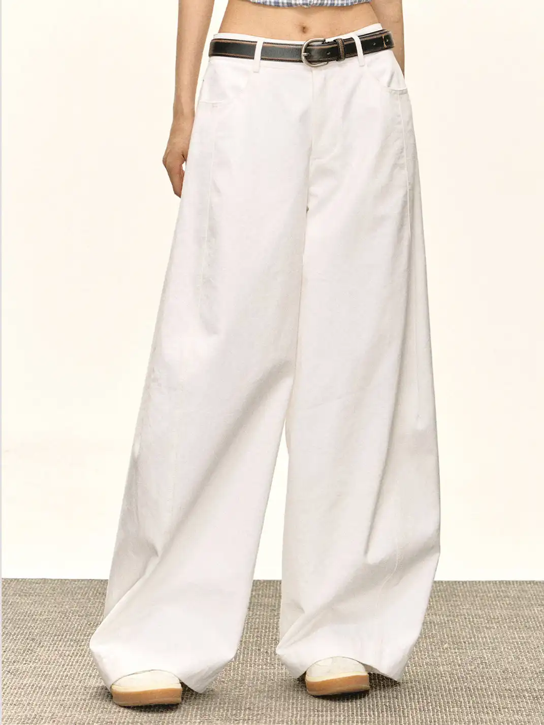 ARISEISM | White Curved Blade Casual Pants