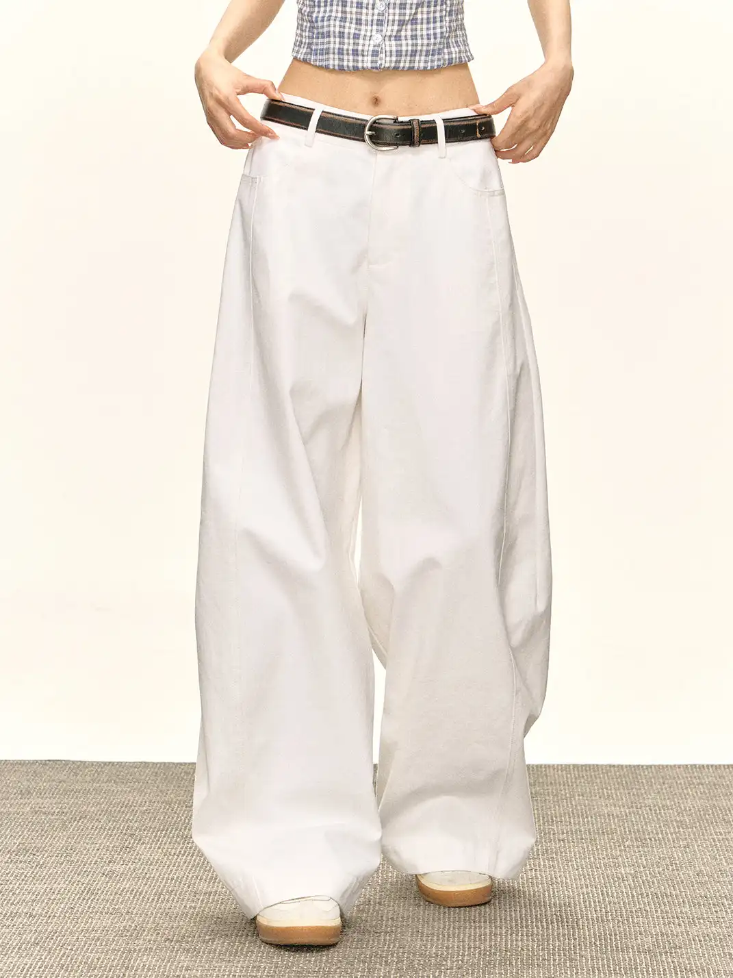 ARISEISM | White Curved Blade Casual Pants