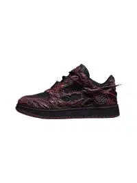 SGSX | Dragon Embossed Low-Top Sneakers-Red