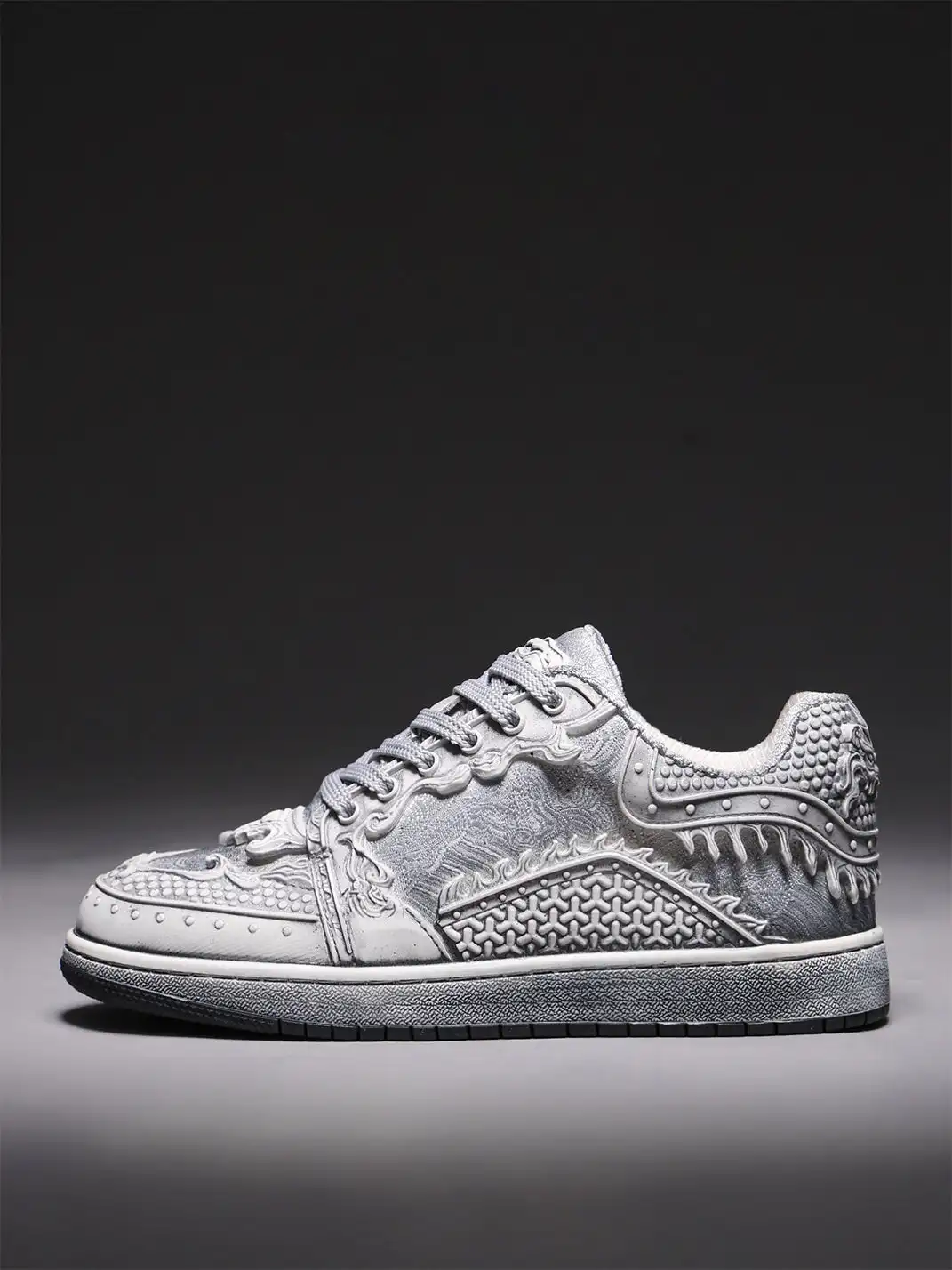 SGSX | Chinese Dragon Relief Art Sneakers-White