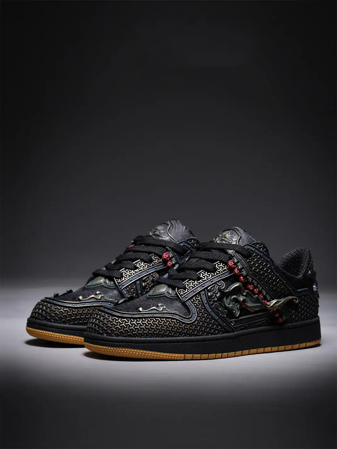 SGSX | Chinese Dragon Relief Art Sneakers-Black