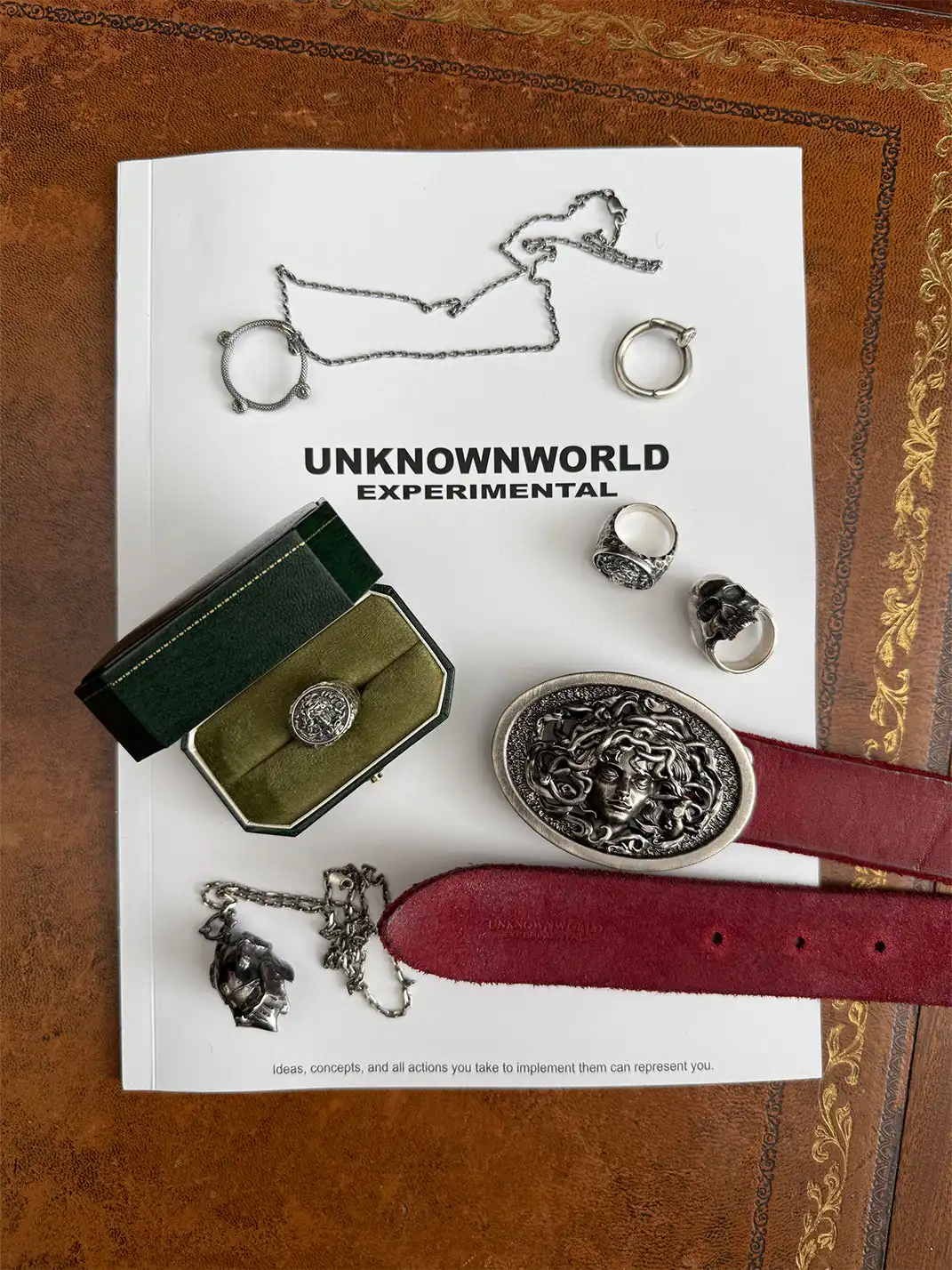 UNKNOWNWORLD | Medusa Copper-Plated Silver Sculpted Buckle
