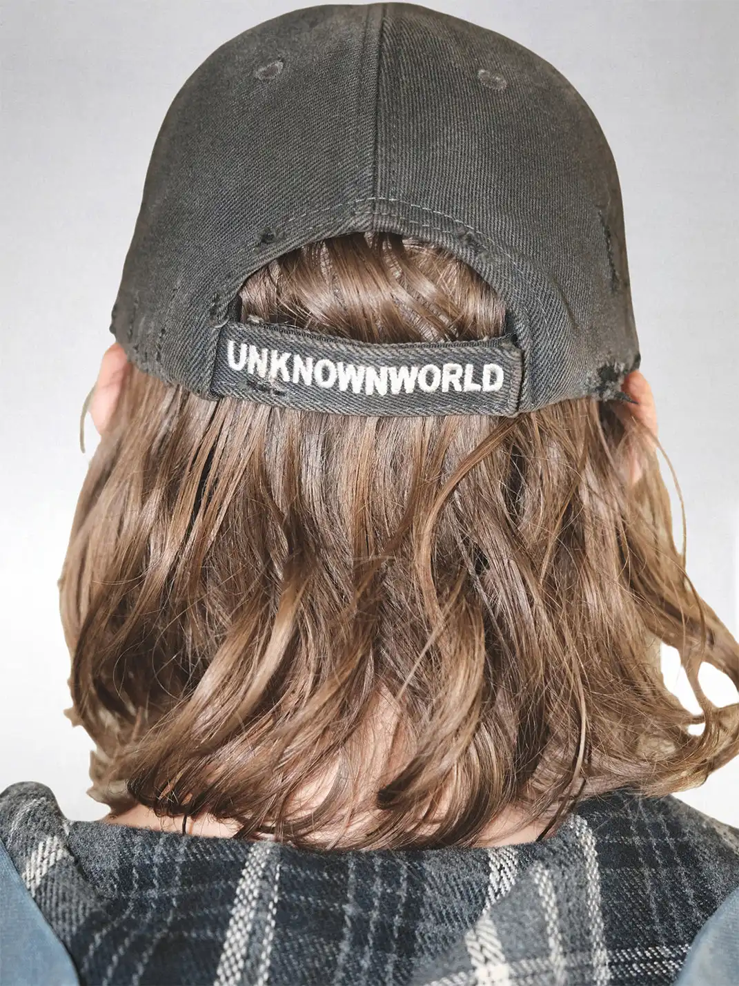 UNKNOWNWORLD | Distressed Mud-Dyed Embroidered Baseball Cap