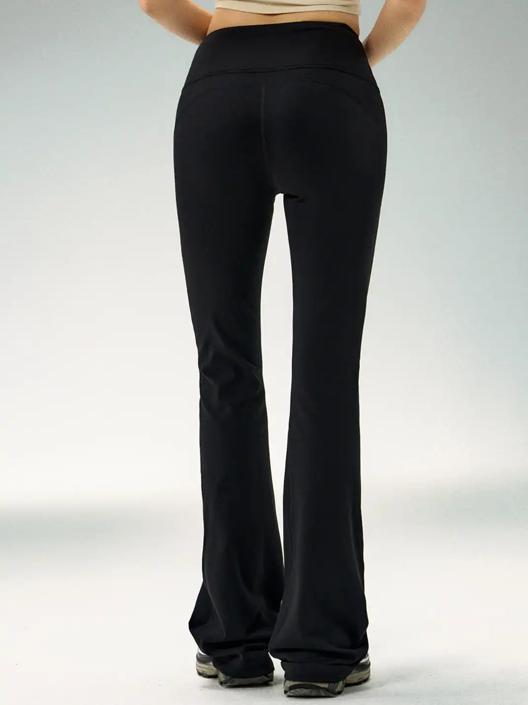ARISEISM | Retro Flared Yoga Sweatpants
