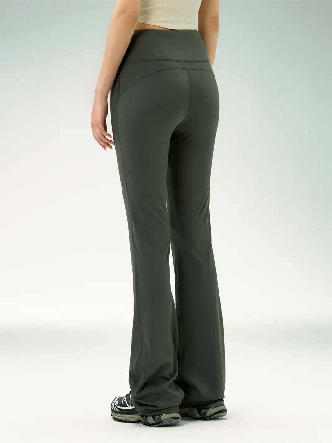ARISEISM | Retro Flared Yoga Sweatpants