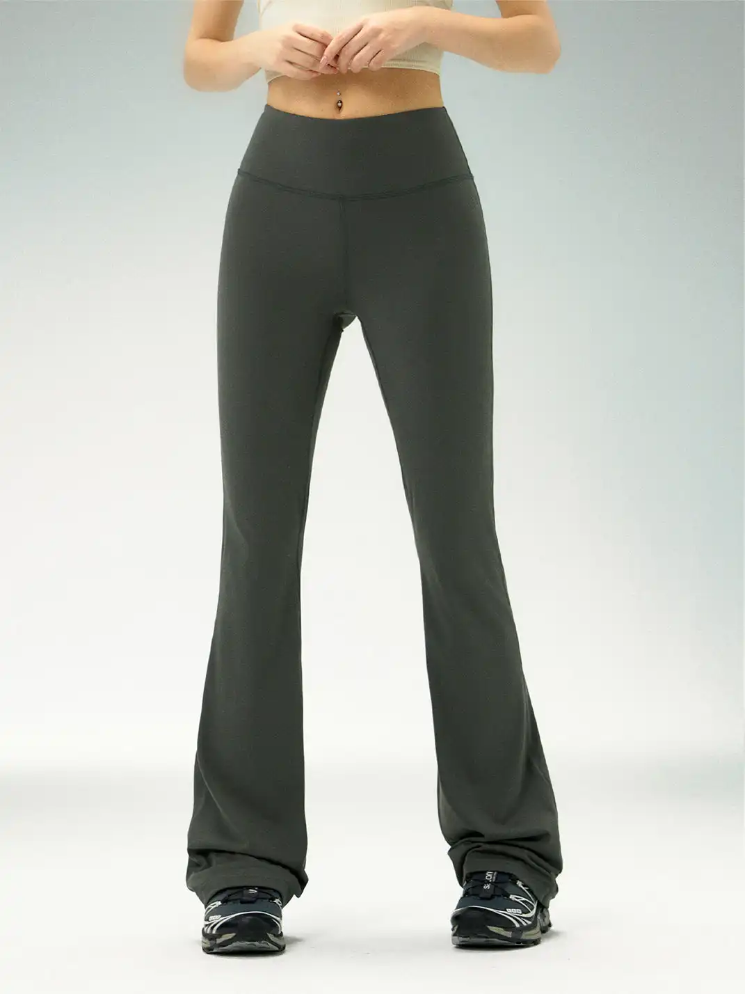 ARISEISM | Retro Flared Yoga Sweatpants