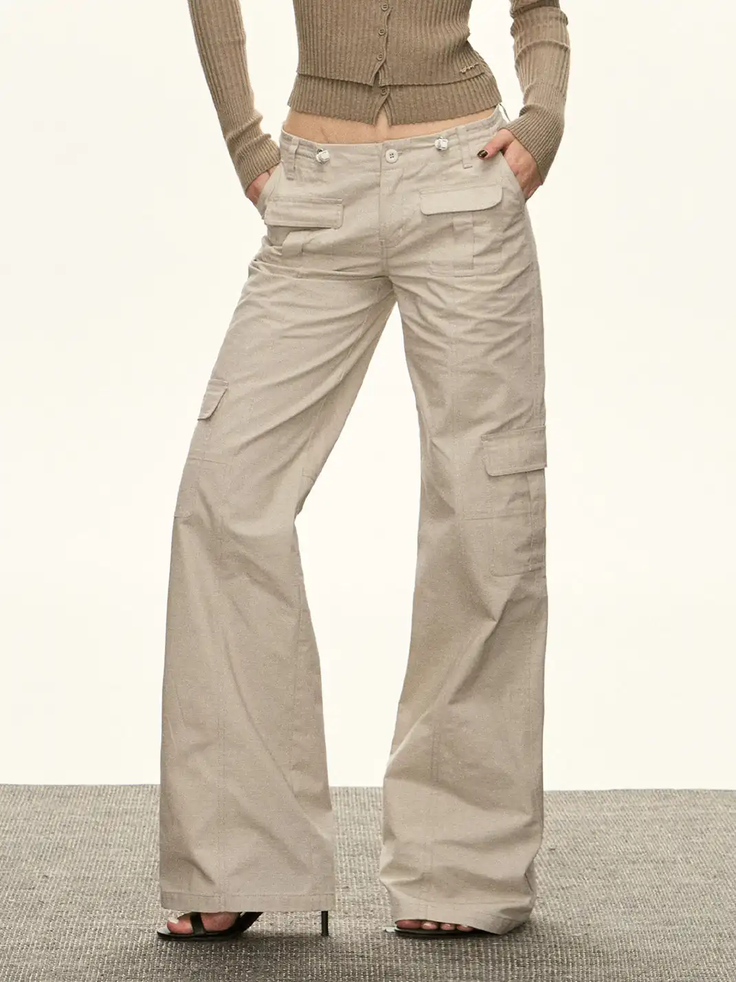 ARISEISM | Multi-Pocket Low-Rise Floor-Length Flared Pants