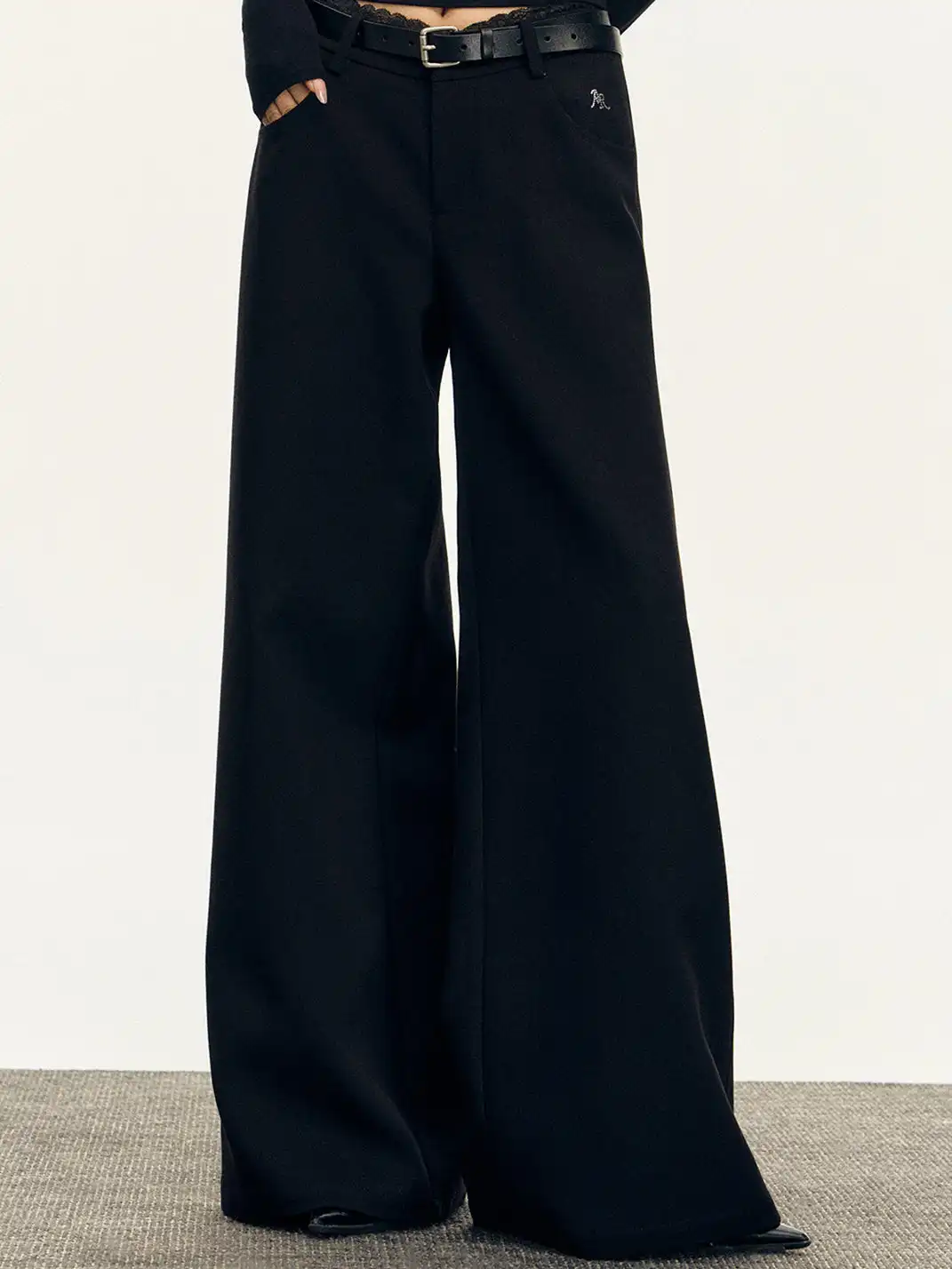 ARISEISM | Flowing Lace Waistband Suit Trousers