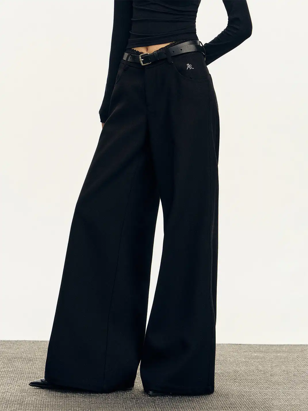 ARISEISM | Flowing Lace Waistband Suit Trousers