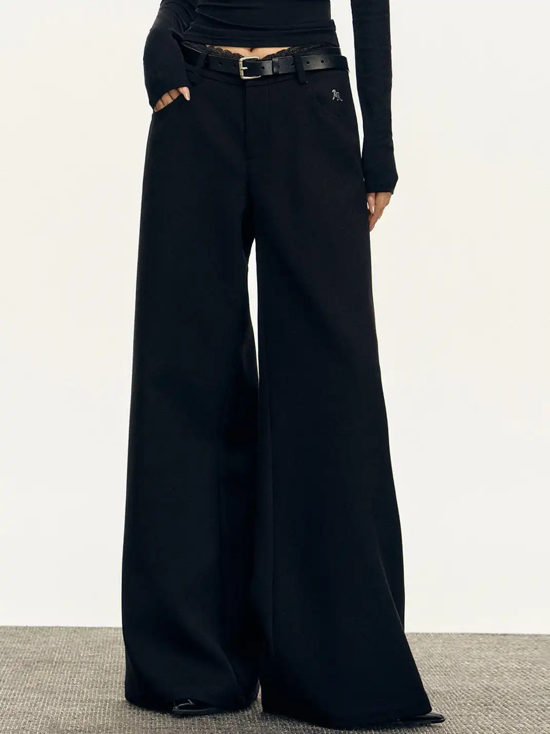 ARISEISM | Flowing Lace Waistband Suit Trousers