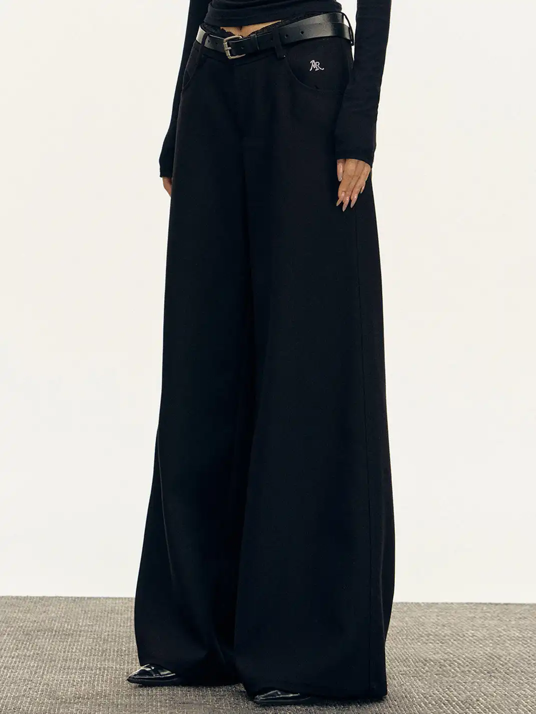 ARISEISM | Flowing Lace Waistband Suit Trousers