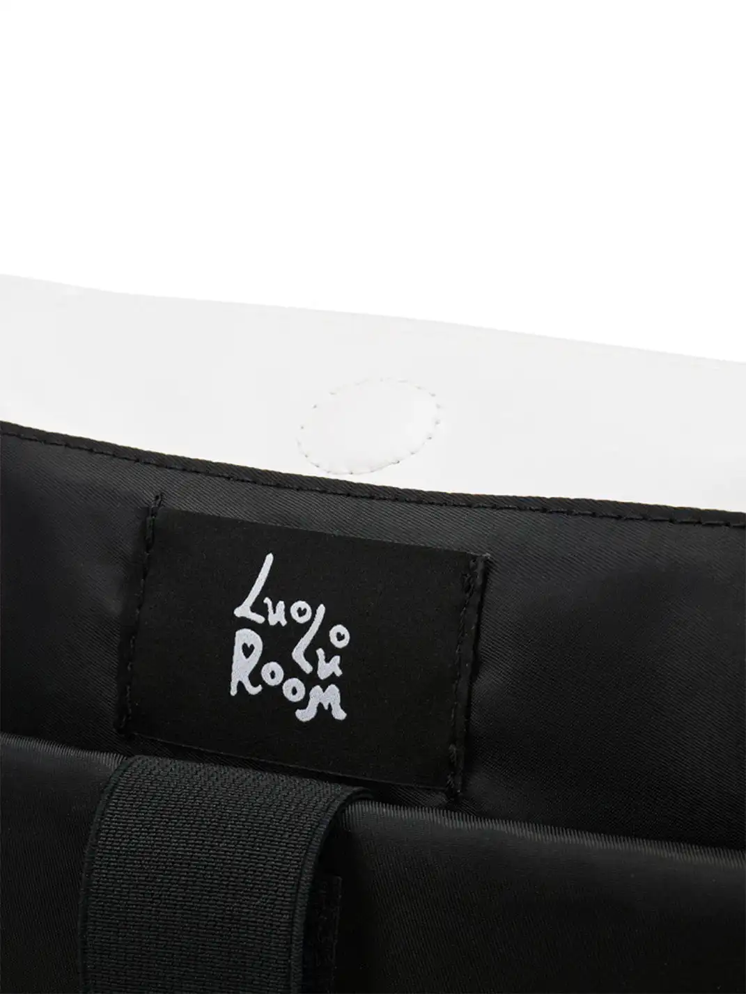 LuoLuoRoom | "Wake Up Sexy As Hell Again" White Leather Tote Bag