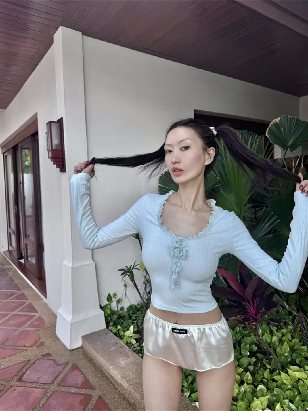 FOURFORTY | Lace U-neck Base Layer