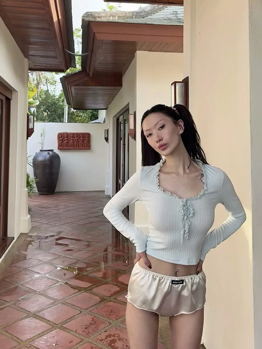 FOURFORTY | Lace U-neck Base Layer
