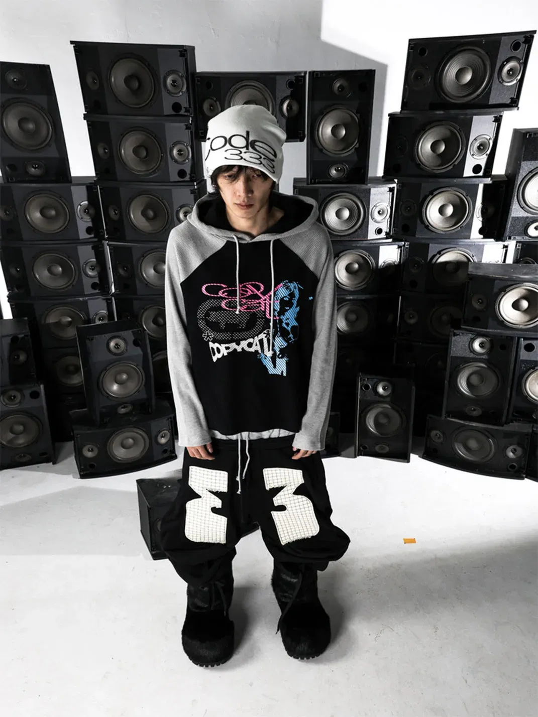 PCCVISION | Color-Blocked Raglan Printed Hoodie