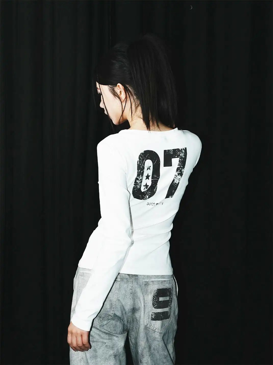 Gods plan | V-neck Number Printed Long Sleeve Top