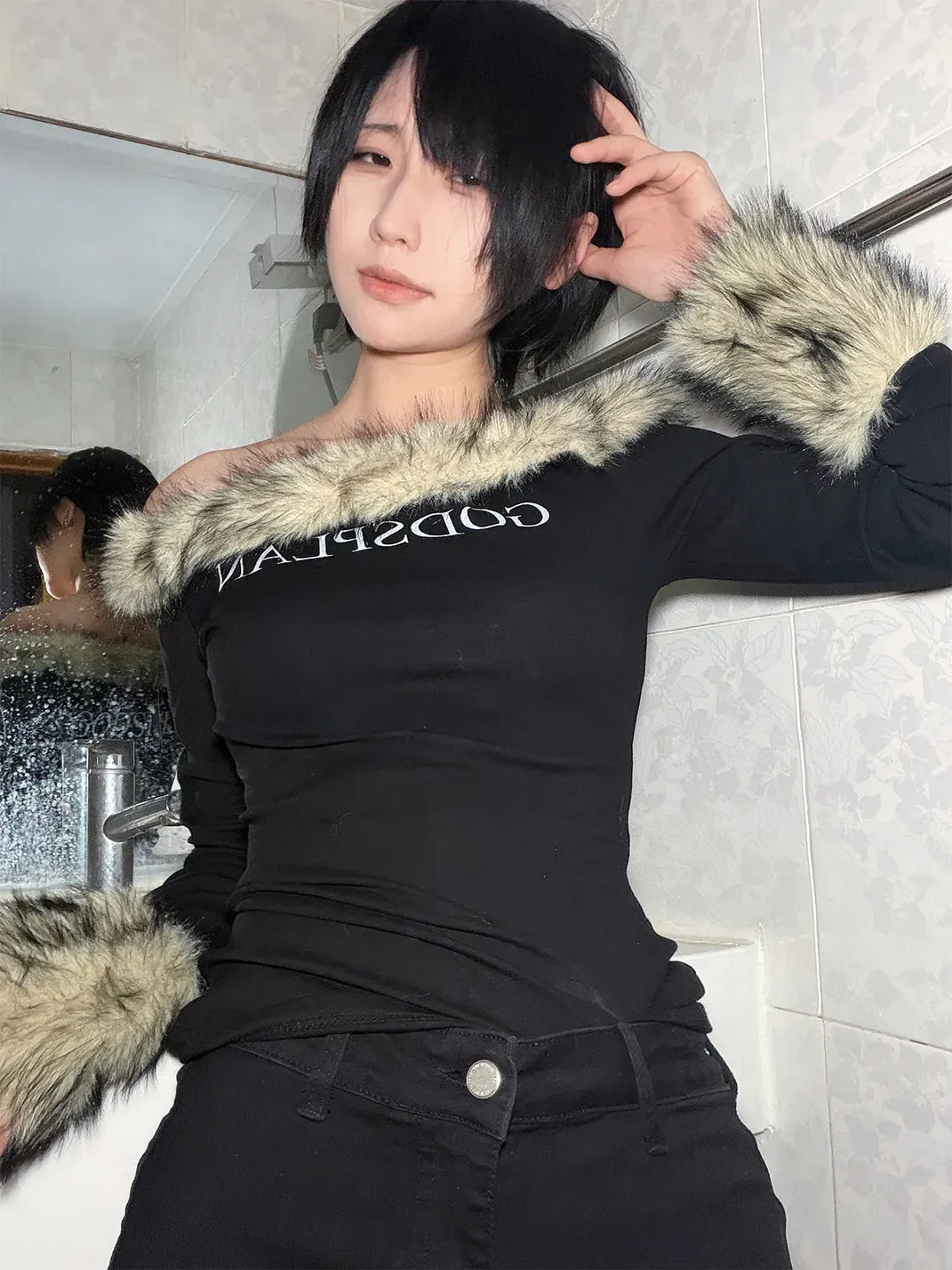 Gods plan | Furry Collar Long Sleeve Asymmetrical Shoulder Top