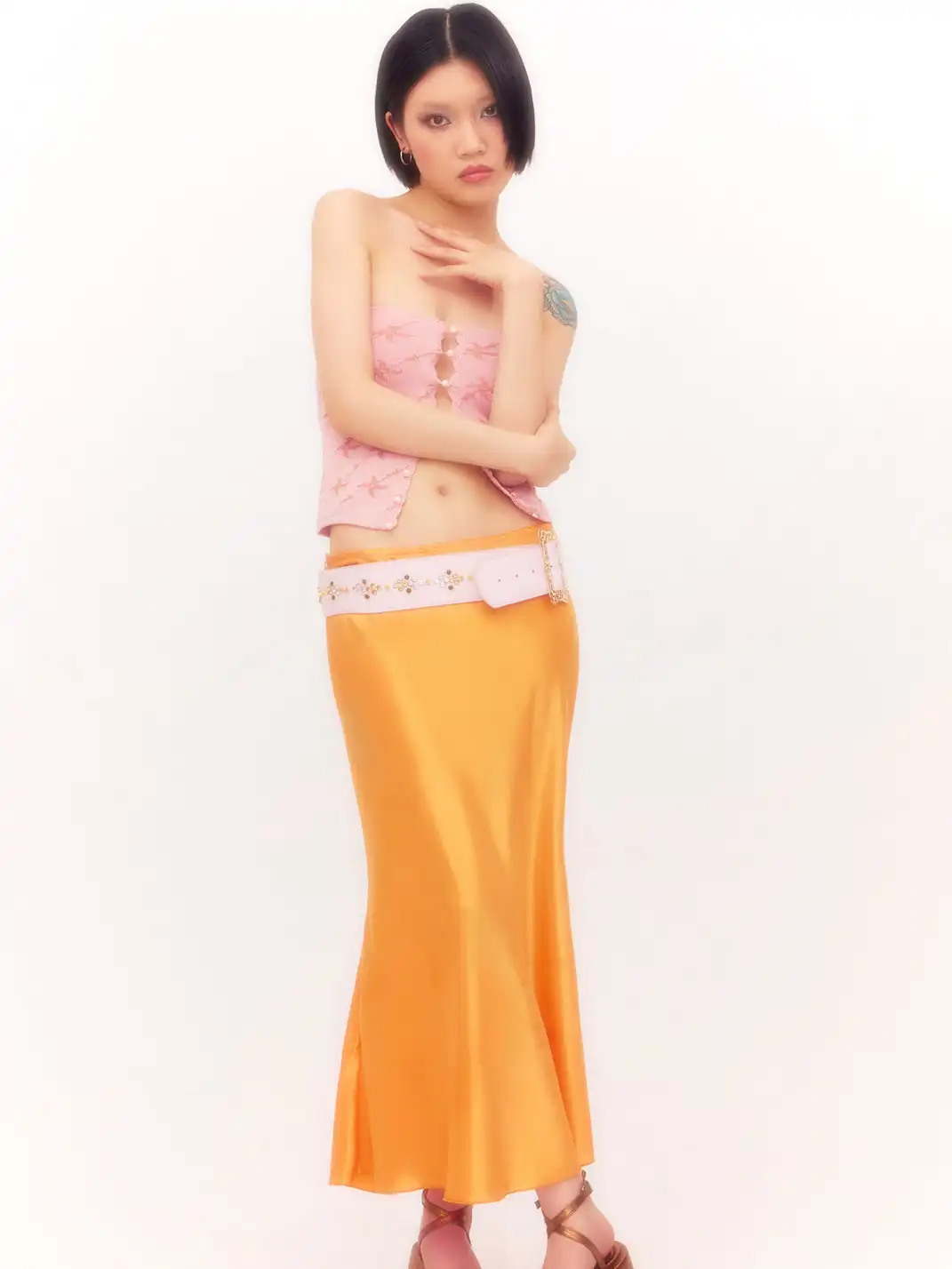 nodress | Rhinestone Rivet Carved Belt