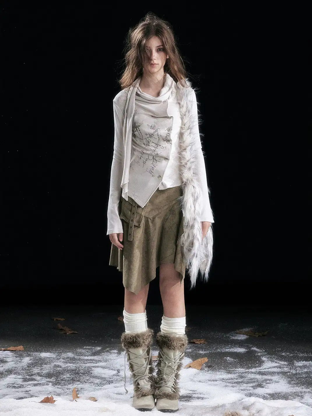 CestNous | Irregularly Mottled Graffiti-Covered Pleated Top