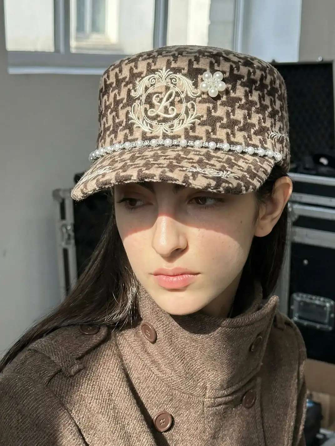 8LOME | Houndstooth Pearl Diamond Flat Hat