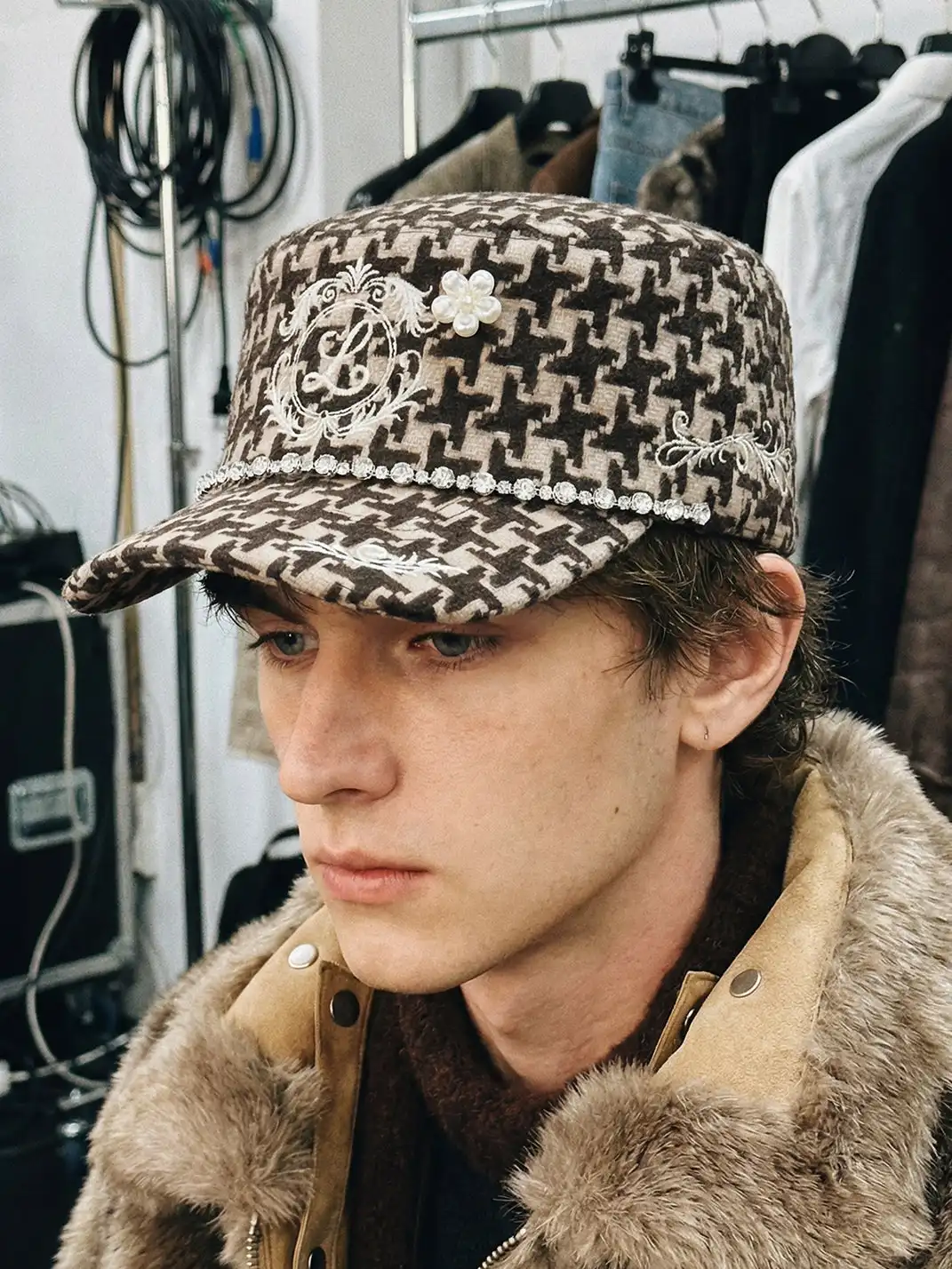 8LOME | Houndstooth Pearl Diamond Flat Hat