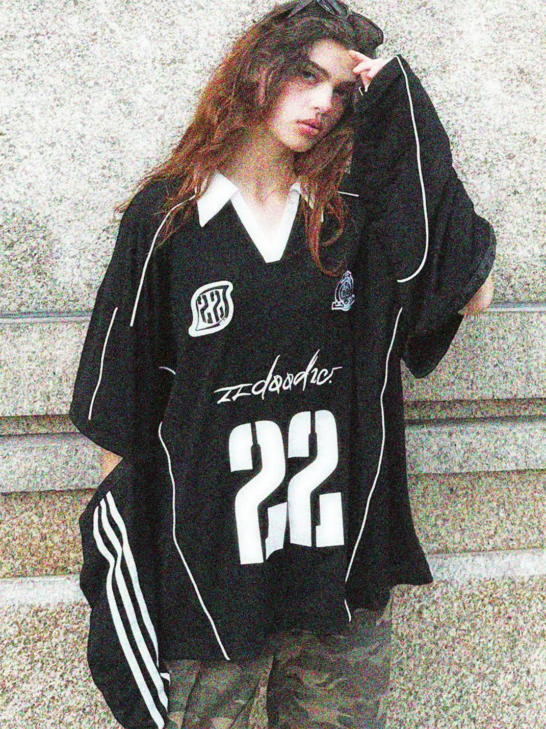 22 doodle | V-neck Quick-Drying Long-Sleeved Top