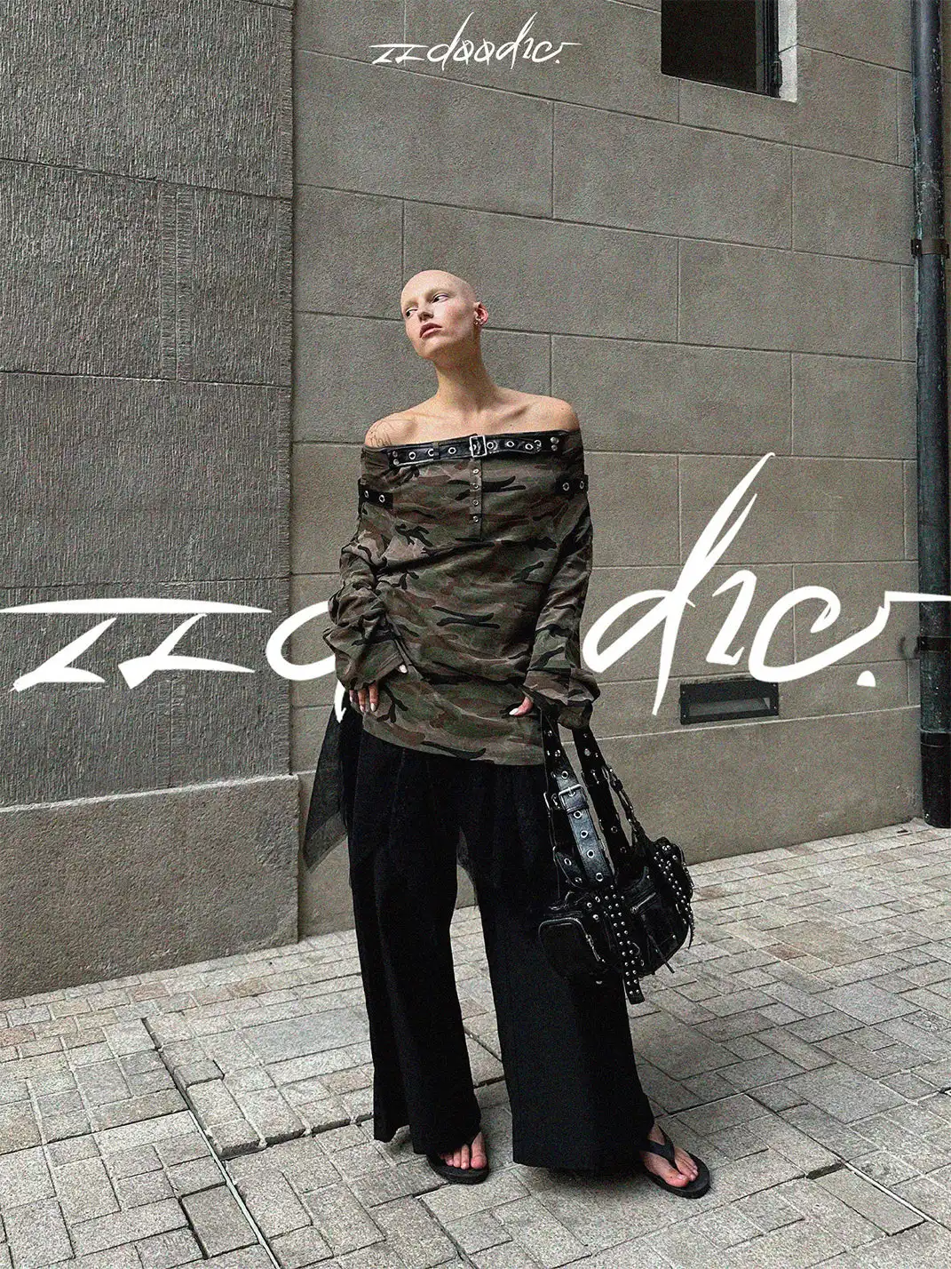 22 doodle | Off-Shoulder Camouflage Long-Sleeve Top