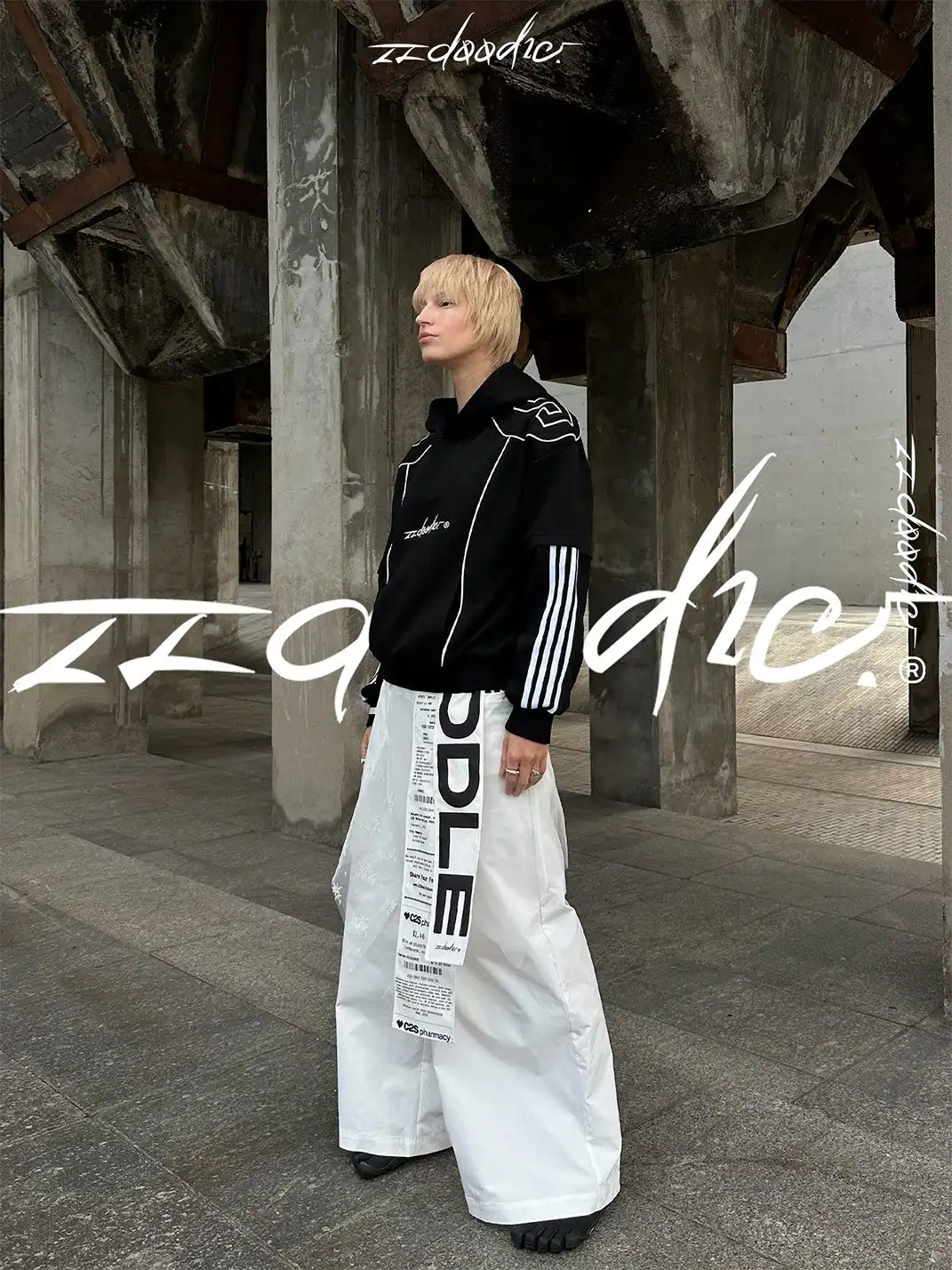22 doodle | Graphic Line Print Black Hoodie