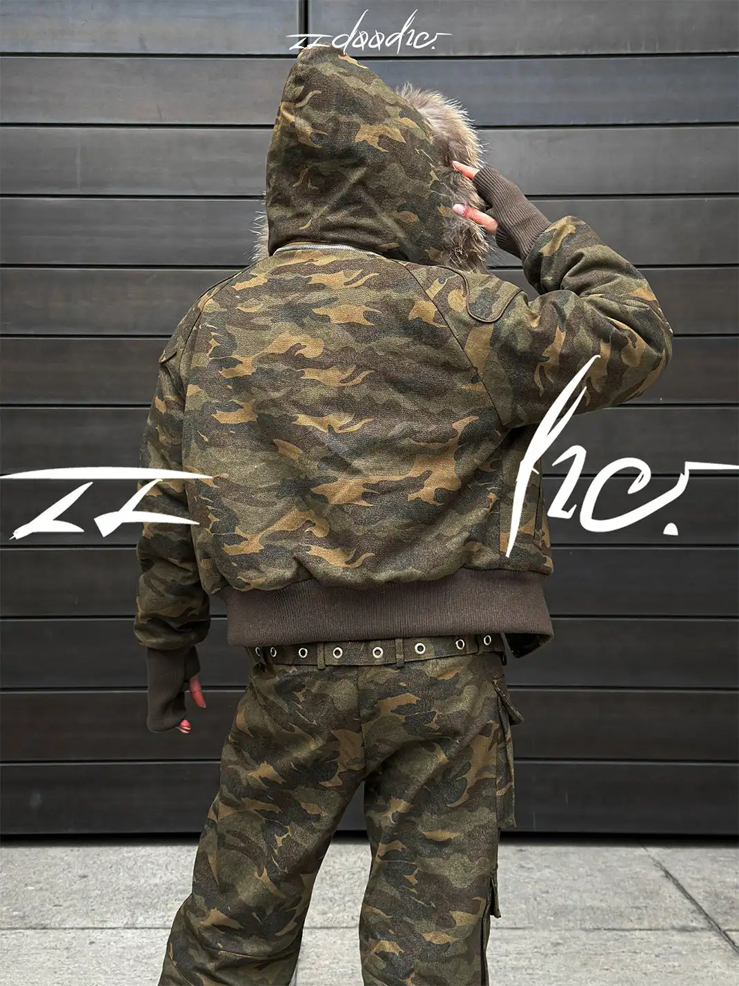 22 doodle | Camouflage Fur Collar Workwear Cotton-padded Jacket