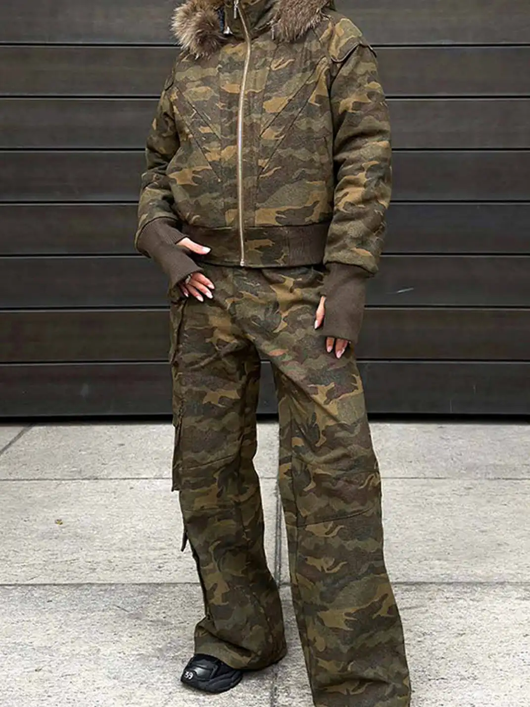22 doodle | Camouflage Fur Collar Workwear Cotton-padded Jacket